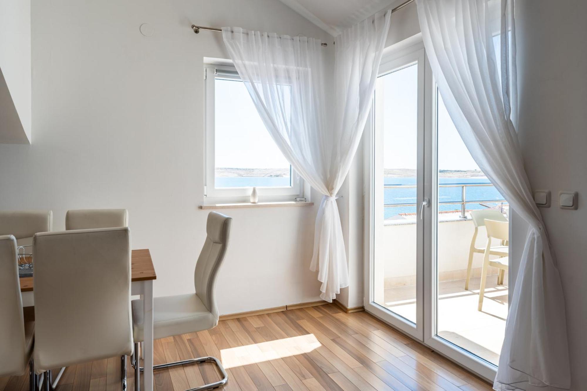 Apartments Barbati Novalja Exterior photo